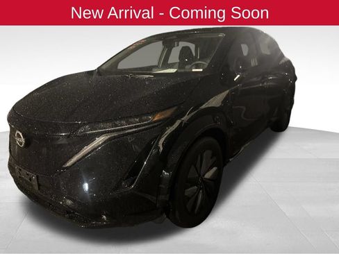 Used 2023 Nissan Ariya AWD image 2
