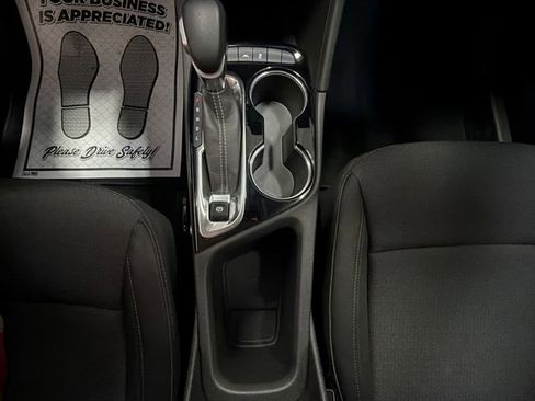 Certified 2024 Buick Encore GX Preferred FWD image 21