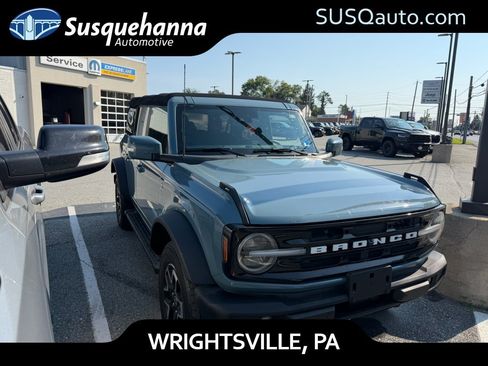 Used 2022 Ford Bronco Outer Banks AWD/4WD image 1