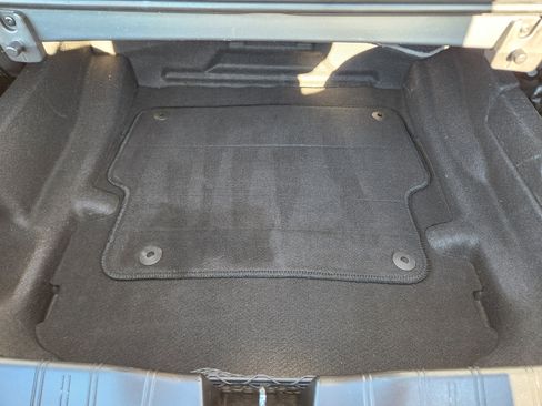 Used 2020 Chevrolet Camaro LT w/ RS Package image 41