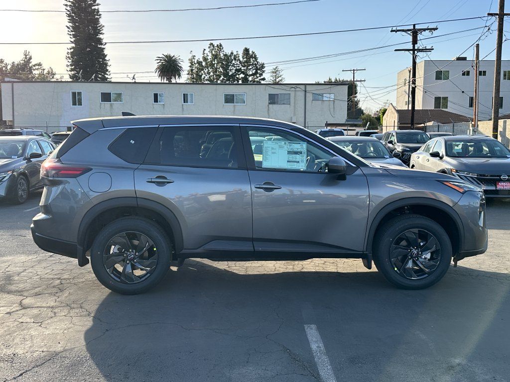 New 2026 Nissan Rogue SV FWD image 8
