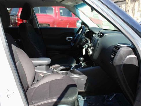 Used 2016 Kia Soul w/ Option Group 020 image 25