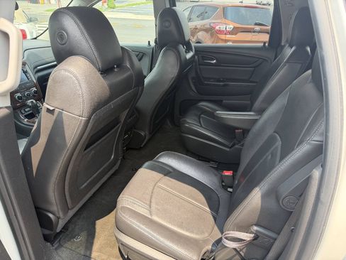 Used 2014 Chevrolet Traverse LT AWD/4WD image 6