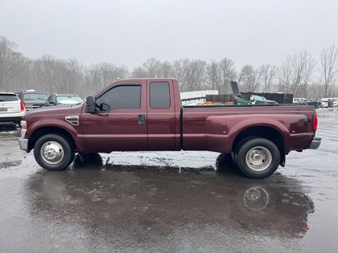 Used 2009 Ford F350 XLT image 2