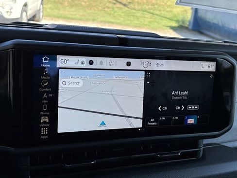 New 2025 Jeep Gladiator Sport image 27