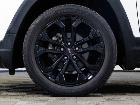 Certified 2022 GMC Terrain SLT w/ Elevation Edition image 45