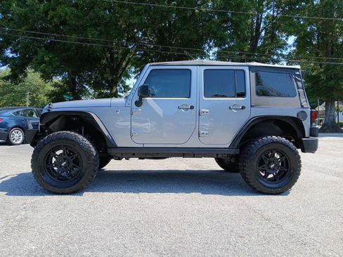 Used 2017 Jeep Wrangler Unlimited Sport w/ Quick Order Package 24S AWD/4WD image 1
