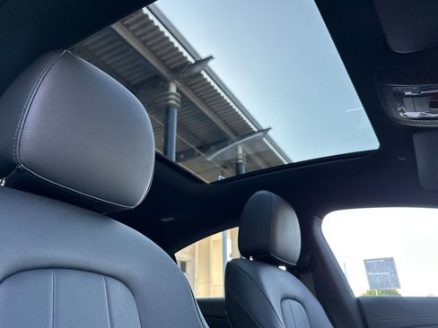 Certified 2025 Mercedes-Benz CLA 250 image 18