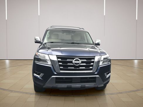 Certified 2023 Nissan Armada Platinum w/ Captain's Chairs Package AWD/4WD image 2