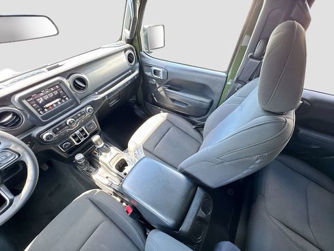 Used 2023 Jeep Wrangler Unlimited w/ Convenience Group AWD/4WD image 26
