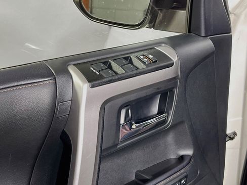 Used 2023 Toyota 4Runner Limited RWD image 17