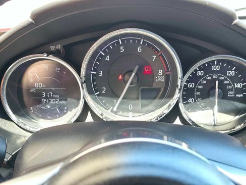 Used 2017 MAZDA MX-5 Miata Sport RWD image 15