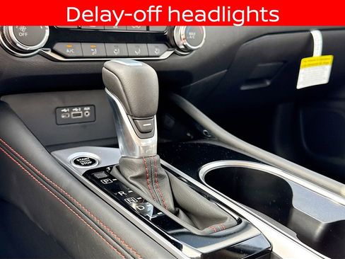 Certified 2025 Nissan Altima 2.5 SR FWD image 17