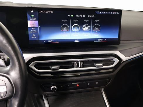 Used 2023 BMW 330i xDrive Sedan w/ Premium Package image 6