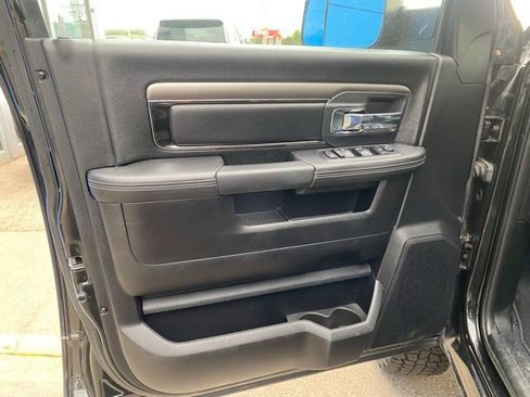 Used 2018 RAM 2500 Laramie w/ Sport Appearance Group AWD/4WD image 10