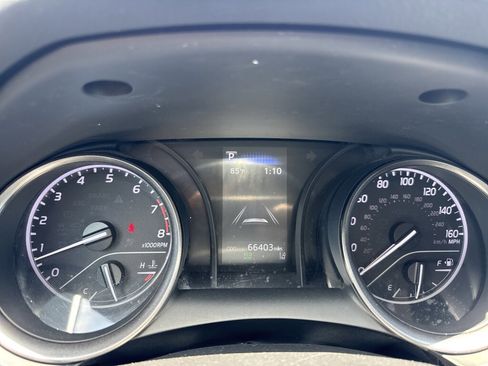 Used 2022 Toyota Camry SE FWD image 31