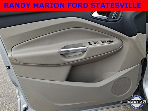 Used 2016 Ford Escape SE w/ Equipment Group 201A image 12