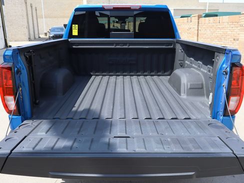 Used 2022 GMC Sierra 1500 Elevation w/ Elevation Premium Package AWD/4WD image 27