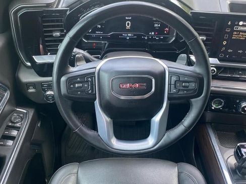 Used 2023 GMC Sierra 1500 SLT w/ SLT Premium Package AWD/4WD image 8