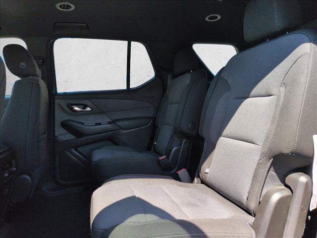 Used 2023 Chevrolet Traverse LT AWD/4WD image 18