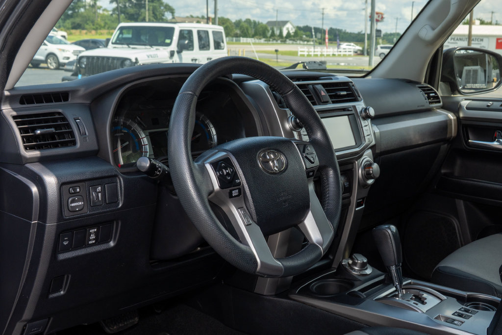 Used 2019 Toyota 4Runner SR5 Premium w/ Wilderness Package AWD/4WD image 10