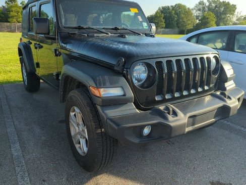Used 2021 Jeep Wrangler Unlimited Sport AWD/4WD image 2
