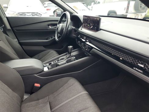 Used 2024 Honda Accord Sport image 34