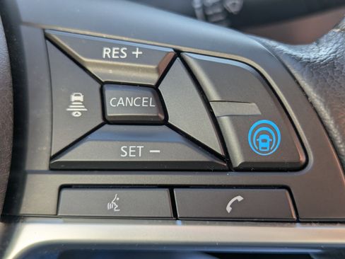 Used 2022 Nissan Rogue Sport SL w/ Premium Package image 21