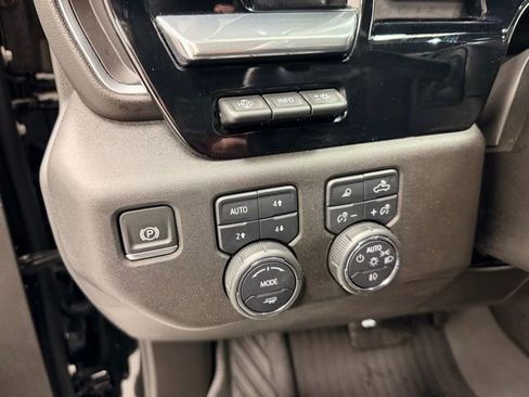 Certified 2024 Chevrolet Silverado 1500 LTZ image 21