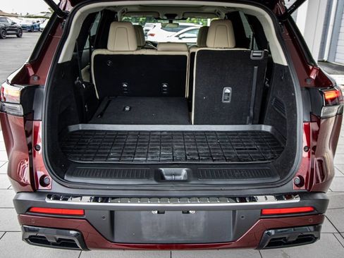 Used 2024 INFINITI QX60 Luxe w/ Cargo Package FWD image 17
