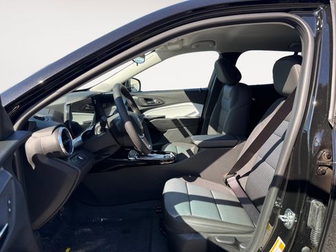 New 2026 Chevrolet Trax LT w/ Driver Confidence Package FWD image 10
