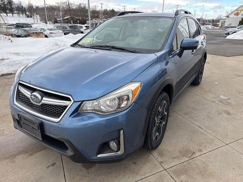 Used 2016 Subaru Crosstrek 2.0i Limited image 3