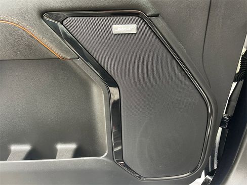 Used 2025 GMC Sierra 2500 AT4 w/ AT4 Premium Plus Package image 43