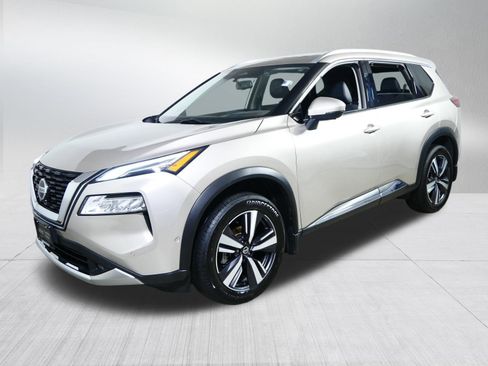 Used 2021 Nissan Rogue Platinum AWD/4WD image 3