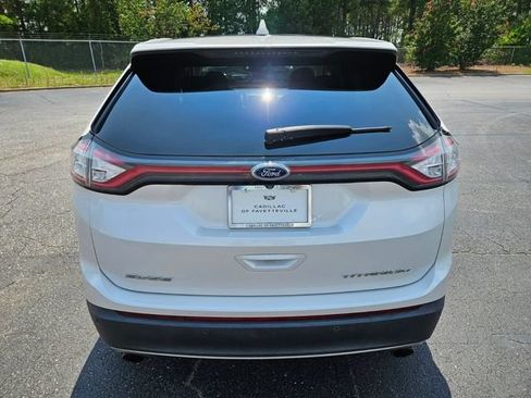 Used 2017 Ford Edge Titanium w/ Equipment Group 301A FWD image 6