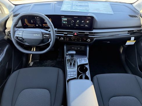 New 2026 Kia Sportage EX w/ EX Panorama Roof Package FWD image 11