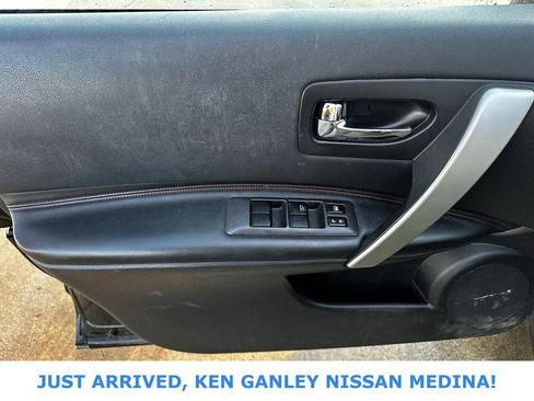 Used 2012 Nissan Rogue SL image 15