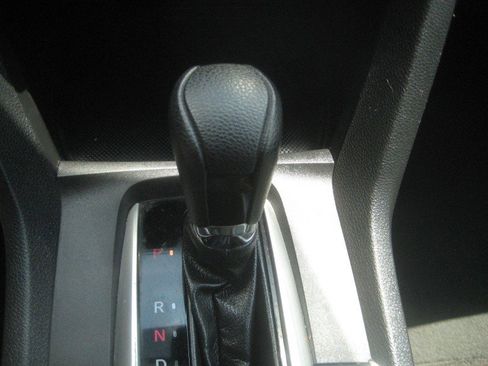 Used 2019 Honda Civic LX image 17