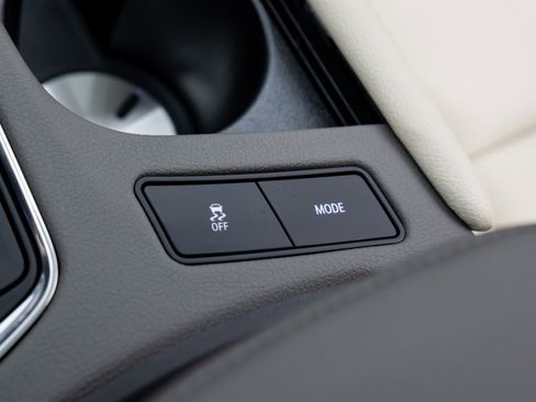 New 2026 Cadillac XT5 Premium Luxury image 30