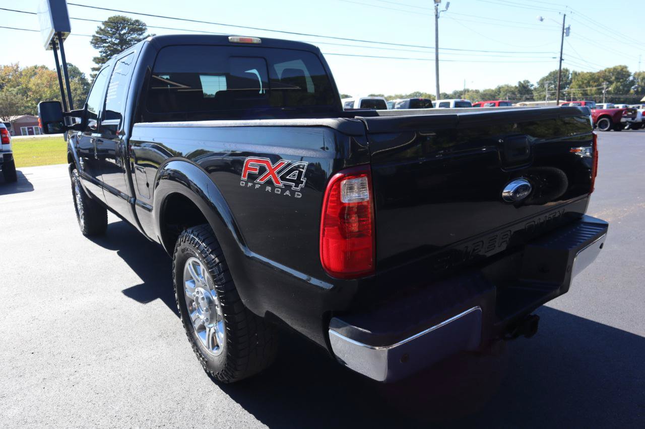 Used 2015 Ford F250 Lariat w/ Lariat Ultimate Package AWD/4WD image 7