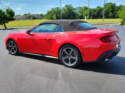 Certified 2024 Ford Mustang Premium RWD image 4