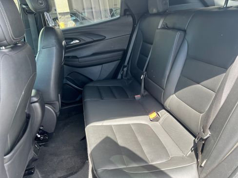 Used 2021 Chevrolet TrailBlazer ACTIV w/ Technology Package AWD/4WD image 24