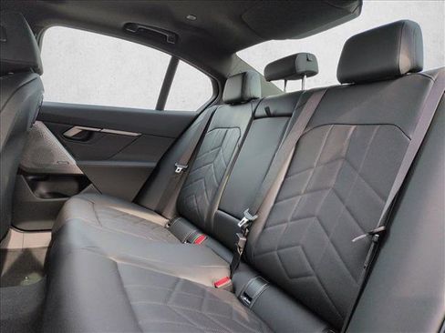 New 2026 BMW 530i xDrive image 16