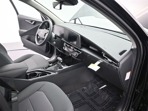 New 2026 Kia Niro LX image 22