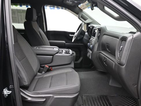 Used 2026 Chevrolet Silverado 1500 Custom Trail Boss AWD/4WD image 9