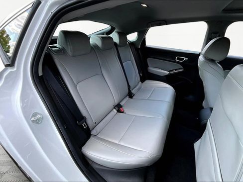 Used 2025 Acura Integra image 17