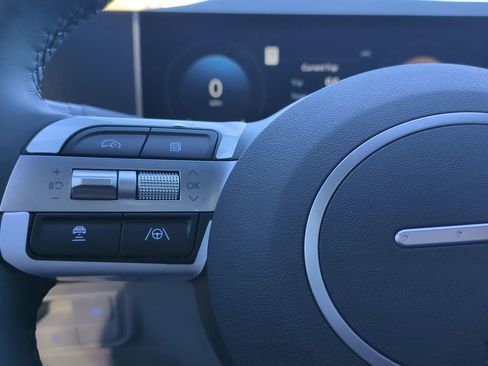 New 2026 Hyundai Tucson Limited image 32