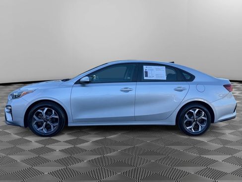 Used 2019 Kia Forte LXS image 2