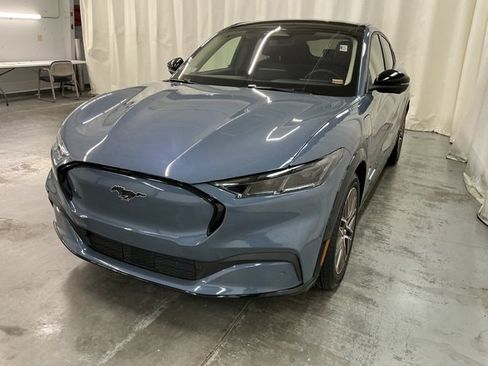 Used 2024 Ford Mustang Mach-E Premium image 8