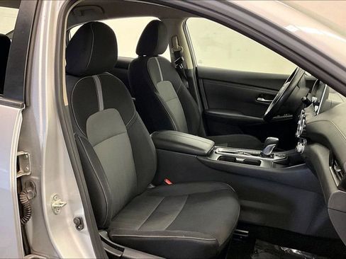 Used 2021 Nissan Sentra SV image 6